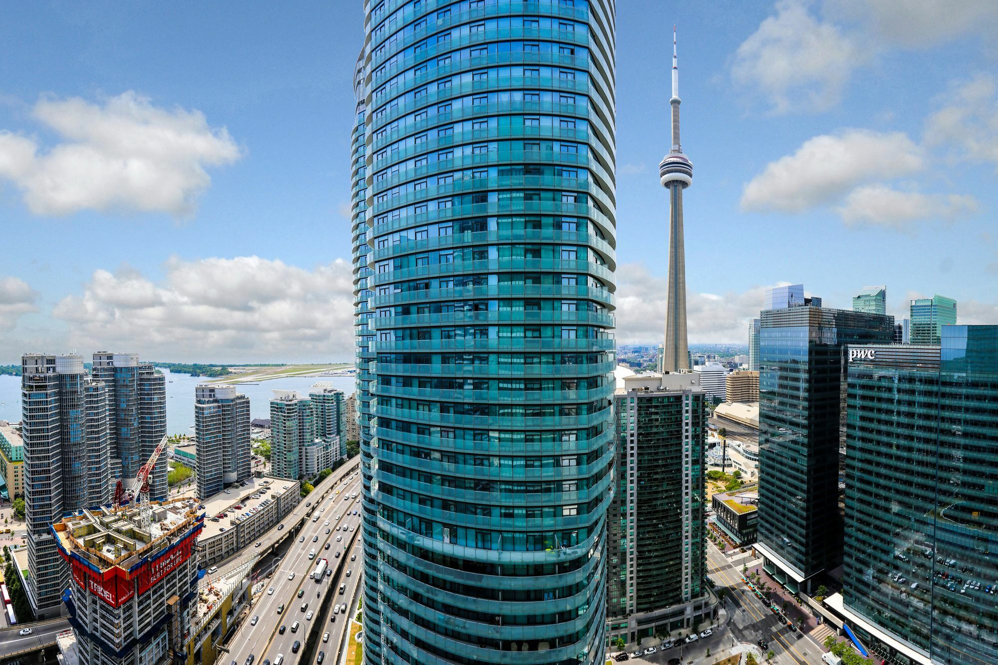 Mhs - Air Canada Center 4*
